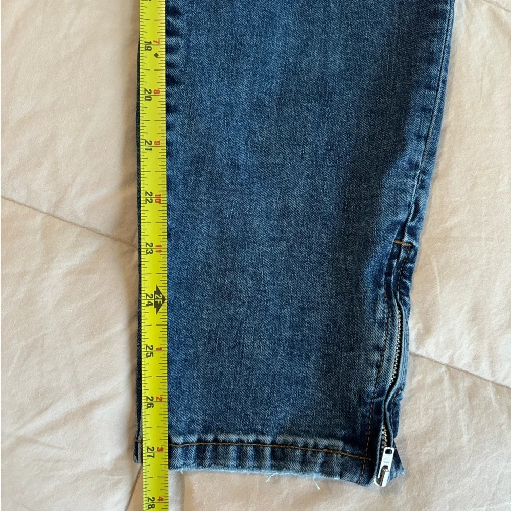 Banana Republic Skinny Jeans - Picture 5 of 9